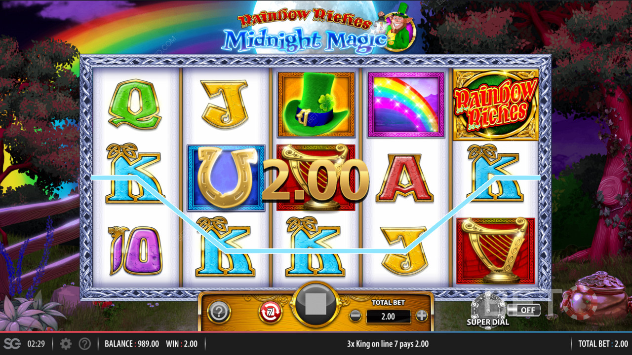10 různých aktivních výherních řad ve slotu Rainbow Riches Midnight Magic