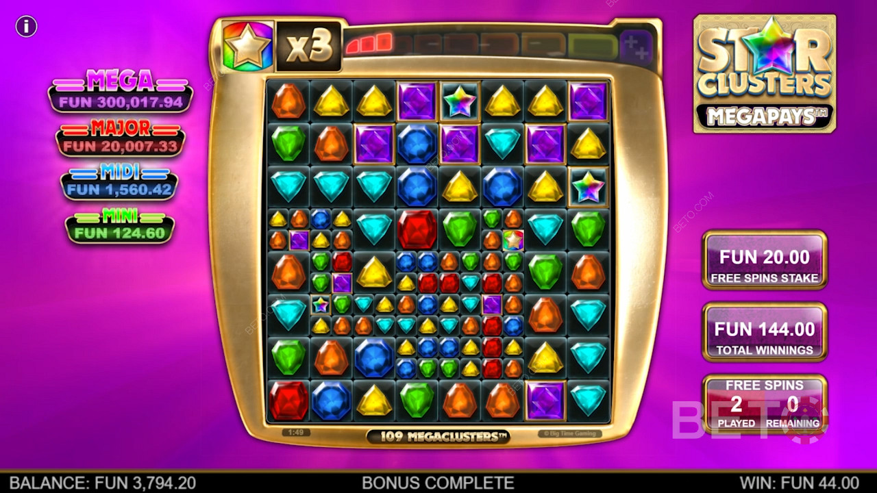 Během bonusové hry Free Spins se mohou válce rozšířit až na 16x16.