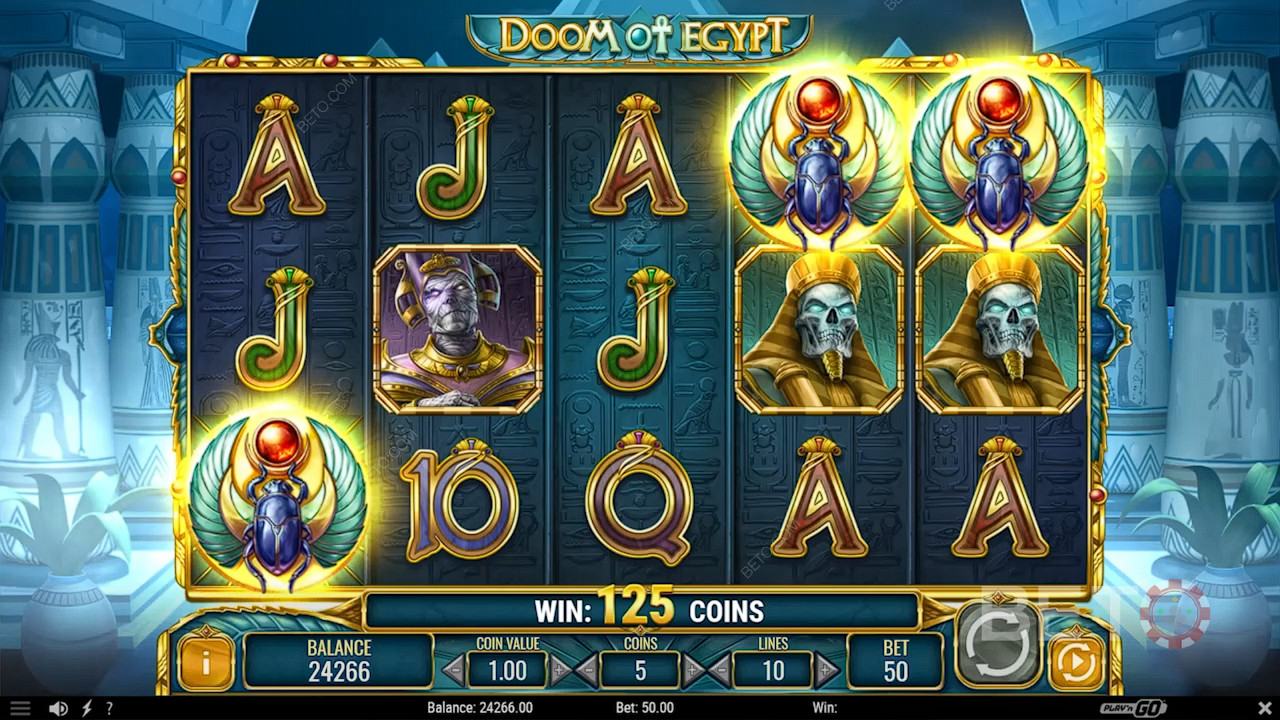 Spusťte Free Spins, když v online slotu Doom of Egypt padnou 3 nebo více symbolů Scatter.
