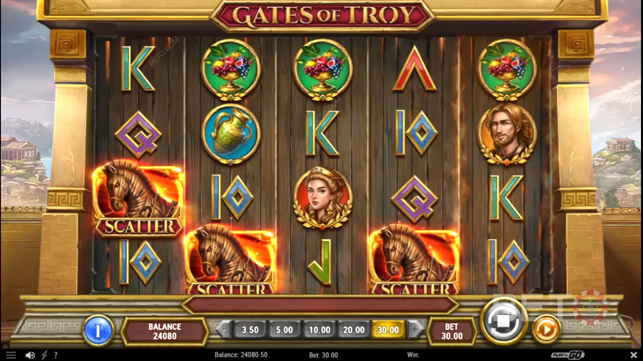 Za 3 nebo více symbolů Scatter získáte v kasinové hře Gates of Troy roztočení zdarma.