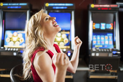Bonusové peníze a kasinové hry používají standardní kasinová pravidla.